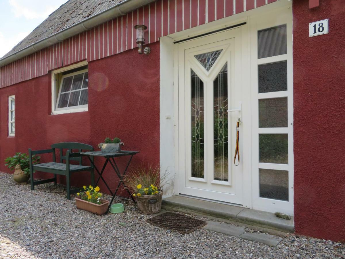 Vila Ferienhaus Auf Vier-Linden-Hof Kuden Exteriér fotografie